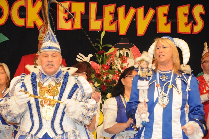 Kostuemsitzung-Teil1_070