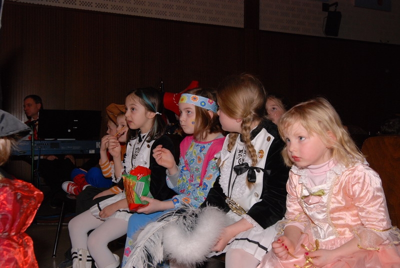 GKGKindersitzung2014_115