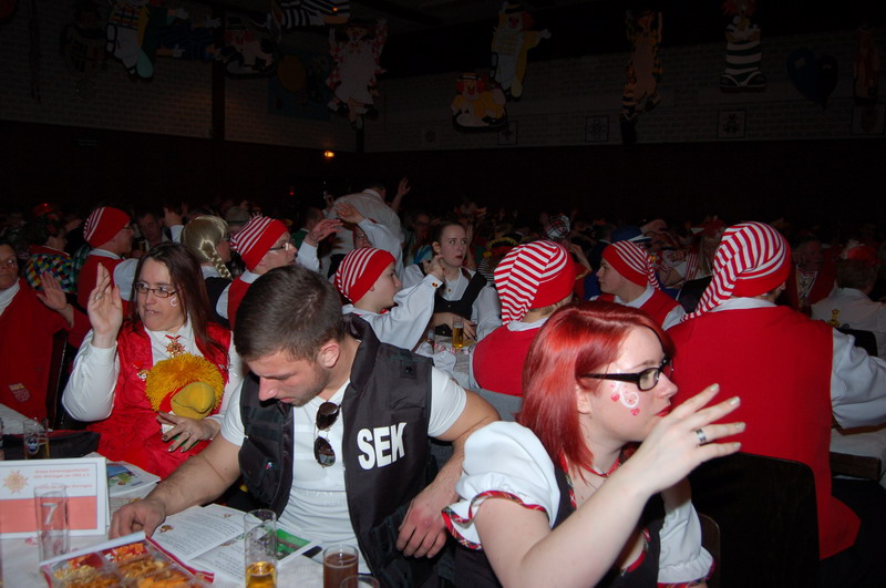 Kostuemsitzung2016_010