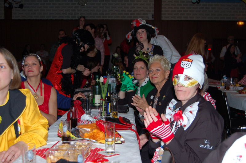 Kostuemsitzung2016_092